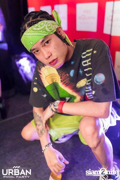 Urban Pool Party The Reunion ที่ เรดสแควร์ รูฟท็อป บาร์ — photo 196