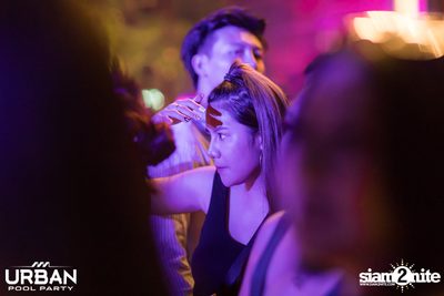Urban Pool Party The Reunion ที่ เรดสแควร์ รูฟท็อป บาร์ — photo 219