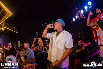 Urban Pool Party The Reunion ที่ เรดสแควร์ รูฟท็อป บาร์ — photo 233