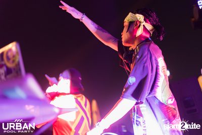 Urban Pool Party The Reunion ที่ เรดสแควร์ รูฟท็อป บาร์ — photo 246