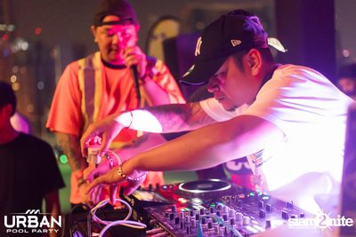 Urban Pool Party The Reunion ที่ เรดสแควร์ รูฟท็อป บาร์ — photo 251