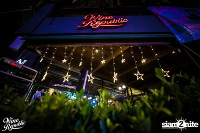 Ben Chalatit at Wine Republic — photo 5