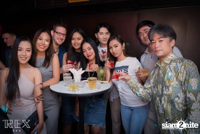 And So It Begins ที่ เร็กซ์ — photo 27