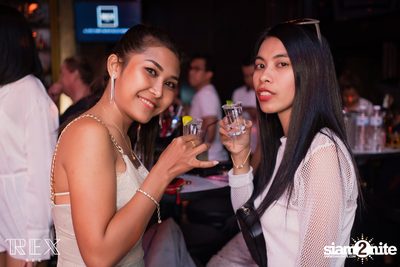 And So It Begins ที่ เร็กซ์ — photo 73