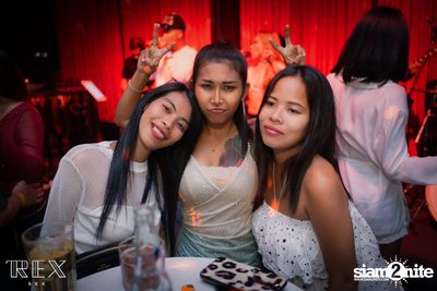 And So It Begins ที่ เร็กซ์ — photo 102