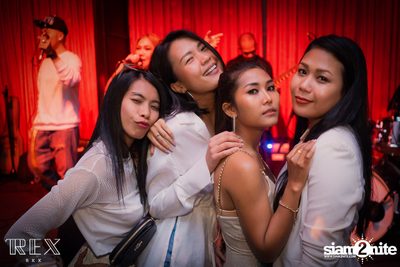 And So It Begins ที่ เร็กซ์ — photo 115
