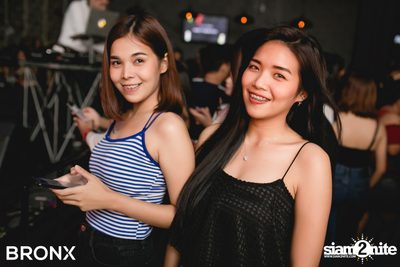 Gavin D x Og-anic x Lazyloxy ที่ บรองซ์ — photo 45