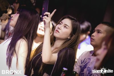 Gavin D x Og-anic x Lazyloxy ที่ บรองซ์ — photo 59