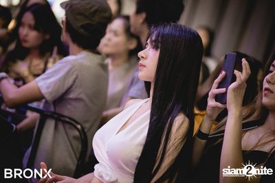 Gavin D x Og-anic x Lazyloxy ที่ บรองซ์ — photo 61