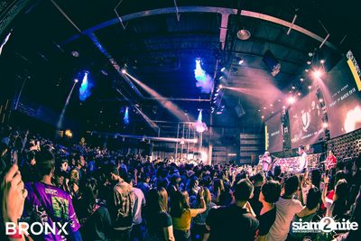 Gavin D x Og-anic x Lazyloxy ที่ บรองซ์ — photo 74