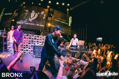 Gavin D x Og-anic x Lazyloxy ที่ บรองซ์ — photo 91