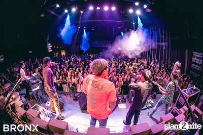 Gavin D x Og-anic x Lazyloxy ที่ บรองซ์ — photo 99