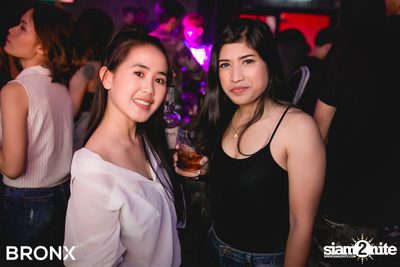 Gavin D x Og-anic x Lazyloxy ที่ บรองซ์ — photo 116