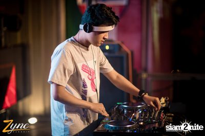 Zeal ที่ ซิงค์ รังสิต — photo 51