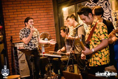 Friday Night at Ainu Bar — photo 23