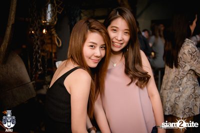 Friday Night at Ainu Bar — photo 25