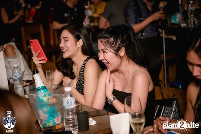 Friday Night at Ainu Bar — photo 33