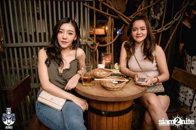 Friday Night at Ainu Bar — photo 52