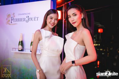 Monday Night at Kavia Club — photo 16