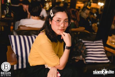 Phum Viphurit ที่ บีกิน บาร์ — photo 36