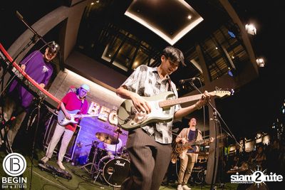 Phum Viphurit ที่ บีกิน บาร์ — photo 68
