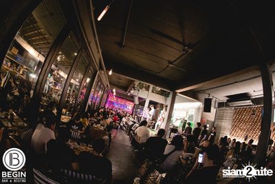 Phum Viphurit ที่ บีกิน บาร์ — photo 71