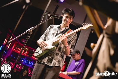 Phum Viphurit ที่ บีกิน บาร์ — photo 100
