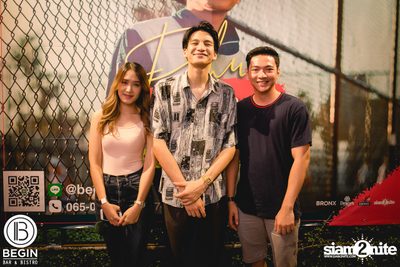 Phum Viphurit ที่ บีกิน บาร์ — photo 121