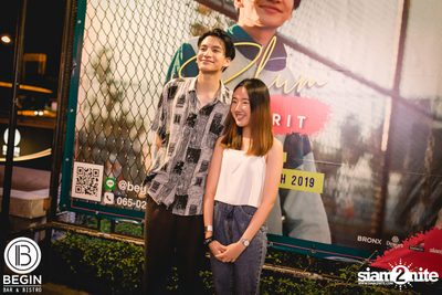 Phum Viphurit ที่ บีกิน บาร์ — photo 130