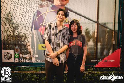 Phum Viphurit ที่ บีกิน บาร์ — photo 145