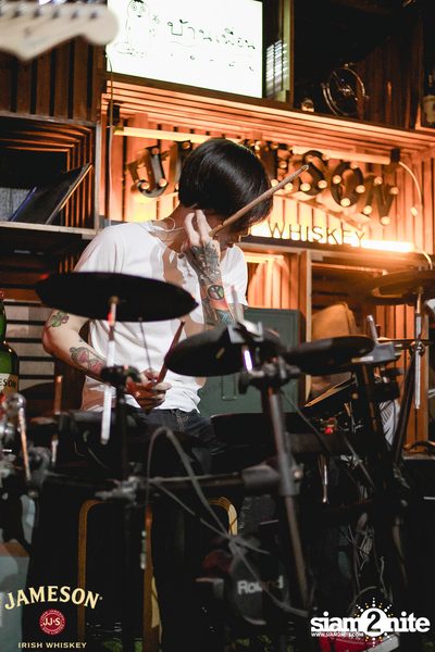 Jam Night by Jameson - Tor Saksit x Ink Waruntorn at Baan Puen Ekkamai — photo 78