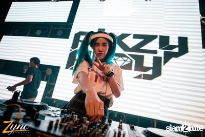 Zync Rangsit นำเสนอ โคตรแฉะปาร์ตี้ — photo 171