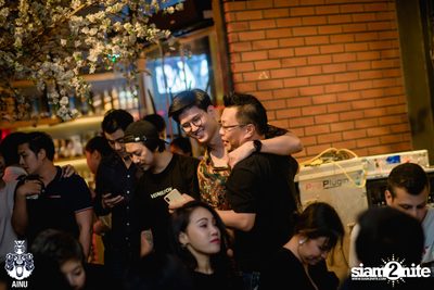 New Jiew at AINU Bar — photo 29