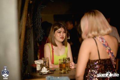 New Jiew at AINU Bar — photo 36