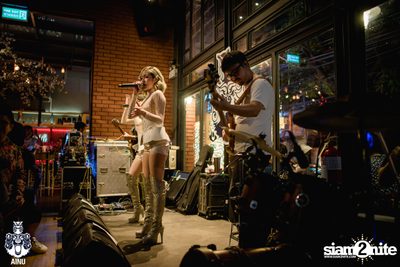 New Jiew at AINU Bar — photo 98
