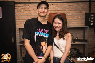 Phum Viphurit at 20Something Bar — photo 91