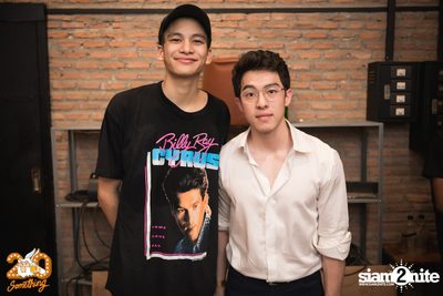 Phum Viphurit at 20Something Bar — photo 93