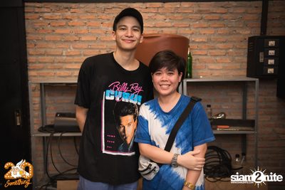 Phum Viphurit at 20Something Bar — photo 101