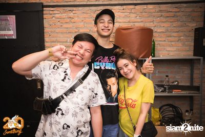 Phum Viphurit at 20Something Bar — photo 111
