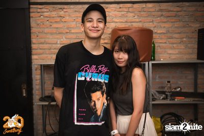 Phum Viphurit at 20Something Bar — photo 116
