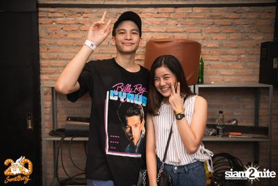 Phum Viphurit at 20Something Bar — photo 119