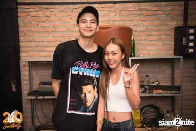 Phum Viphurit at 20Something Bar — photo 120