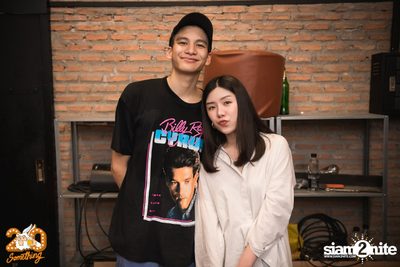Phum Viphurit at 20Something Bar — photo 122