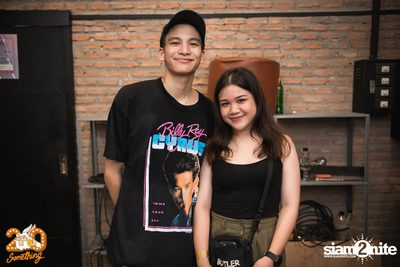 Phum Viphurit at 20Something Bar — photo 123