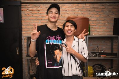 Phum Viphurit at 20Something Bar — photo 125