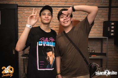 Phum Viphurit at 20Something Bar — photo 131