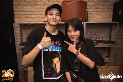 Phum Viphurit at 20Something Bar — photo 149