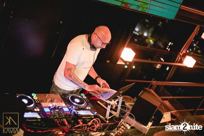 Private Show Case & Live Painting at Kavia Club — photo 103