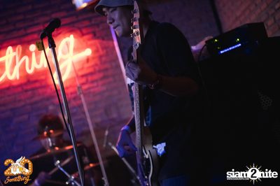 Whal & Dolph x Moving and Cut at 20Something Bar — photo 9