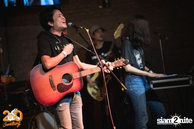 Whal & Dolph x Moving and Cut at 20Something Bar — photo 19